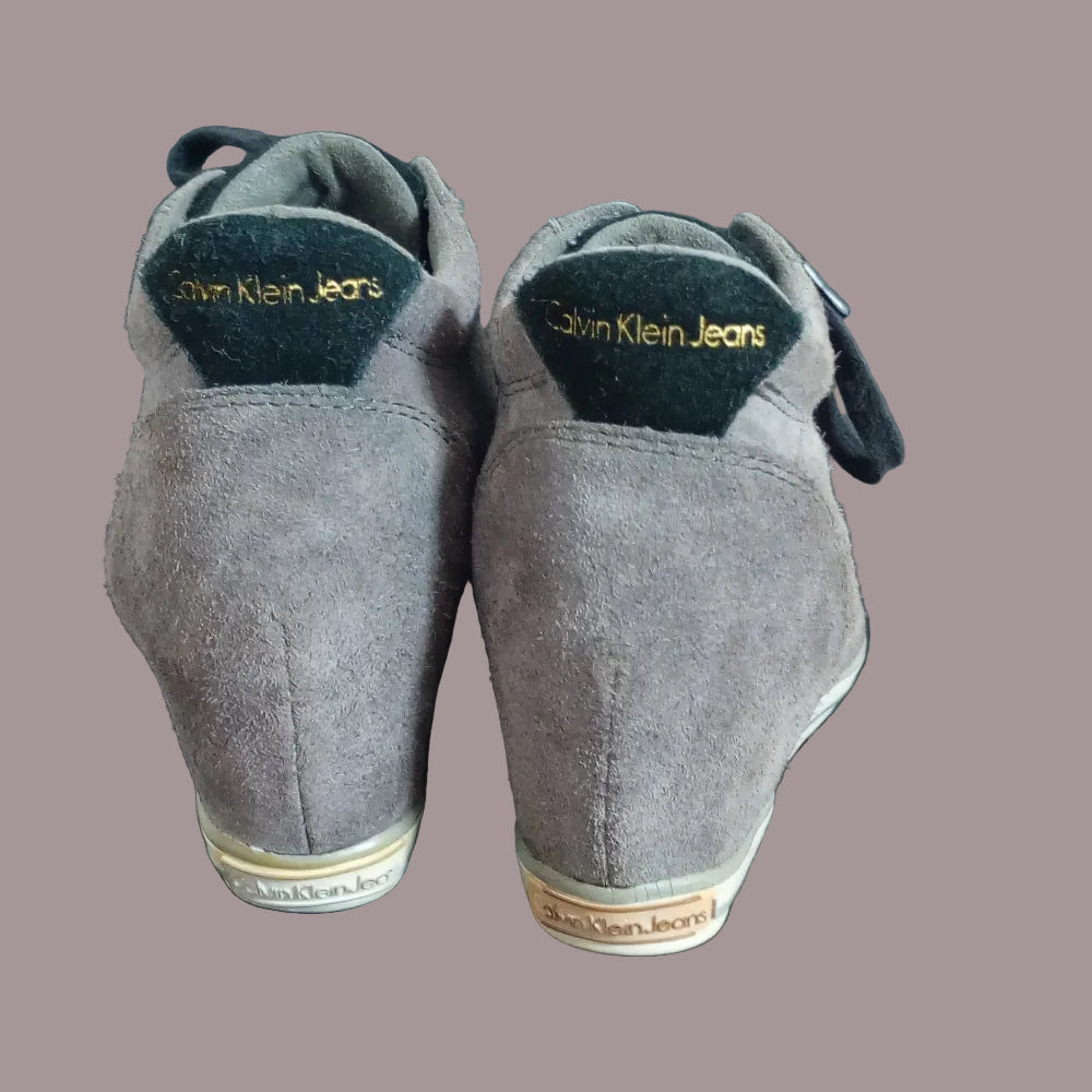 Sneaker Calvin Klein Jeans Zeppa Camoscio Grigio Taglia 39 Ottime Condizioni