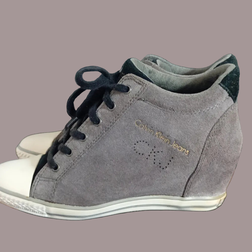 Sneaker Calvin Klein Jeans Zeppa Camoscio Grigio Taglia 39 Ottime Condizioni