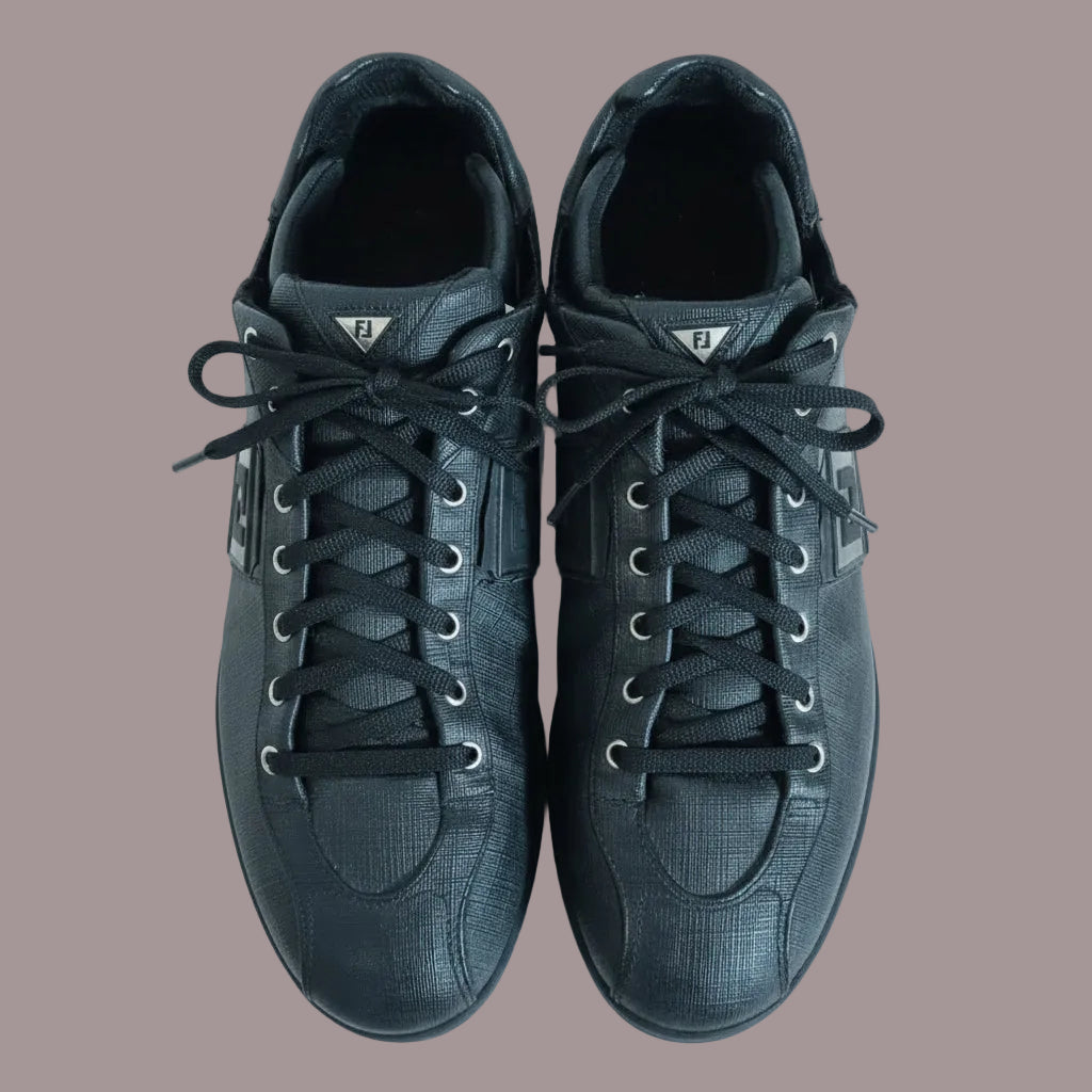 Sneaker Fendi in Pelle Nera con Logo – Taglia 38 | Usato Ottime Condizioni