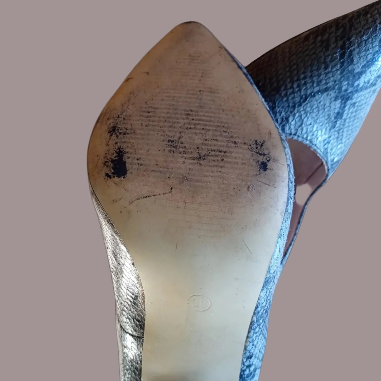 Décolleté a Punta Snake Print Blu Elettrico Tacco Spillo – Numero 39 – Usato