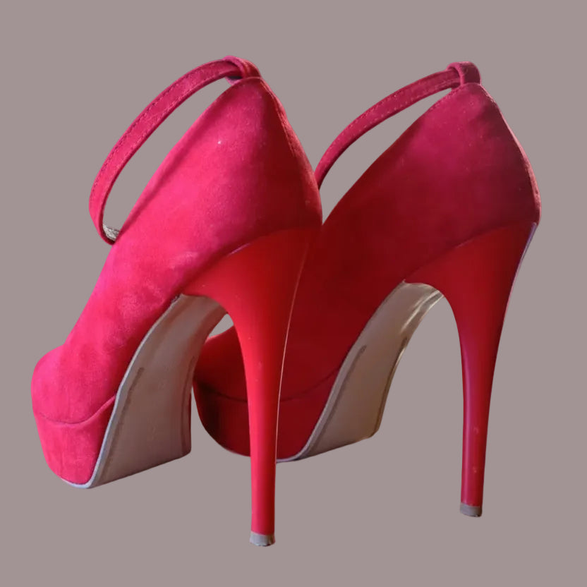 Miss Globo Décolleté Peep-Toe Rosso Scamosciato con Plateau – Numero 38 – Made in Italy